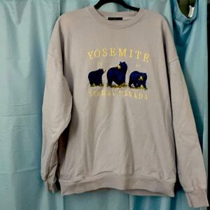 Brandy ♥️Melville oversized Yosemite Sierra Nevada pullover sweatshirt